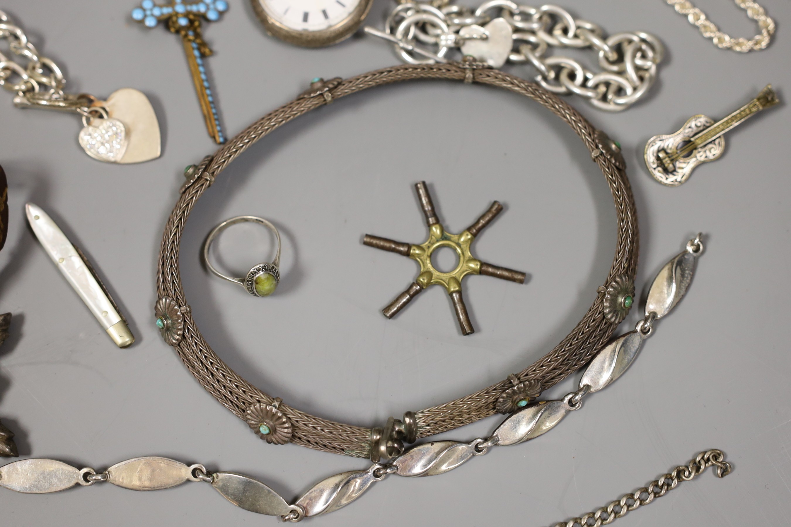 Assorted mainly silver and white metal jewellery, including vesta case, a Chinese white metal salt, a white metal propelling pencil modelled as a pig, two fob watches and a wrist watch, bracelet chains, a plated guitar b